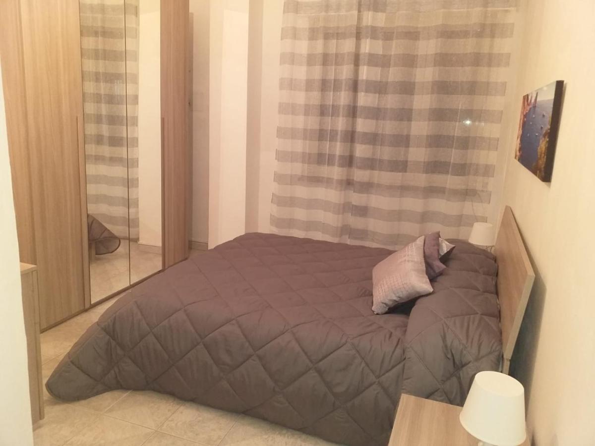 Deluxe Double Room with Shower,1033429532:JPEG